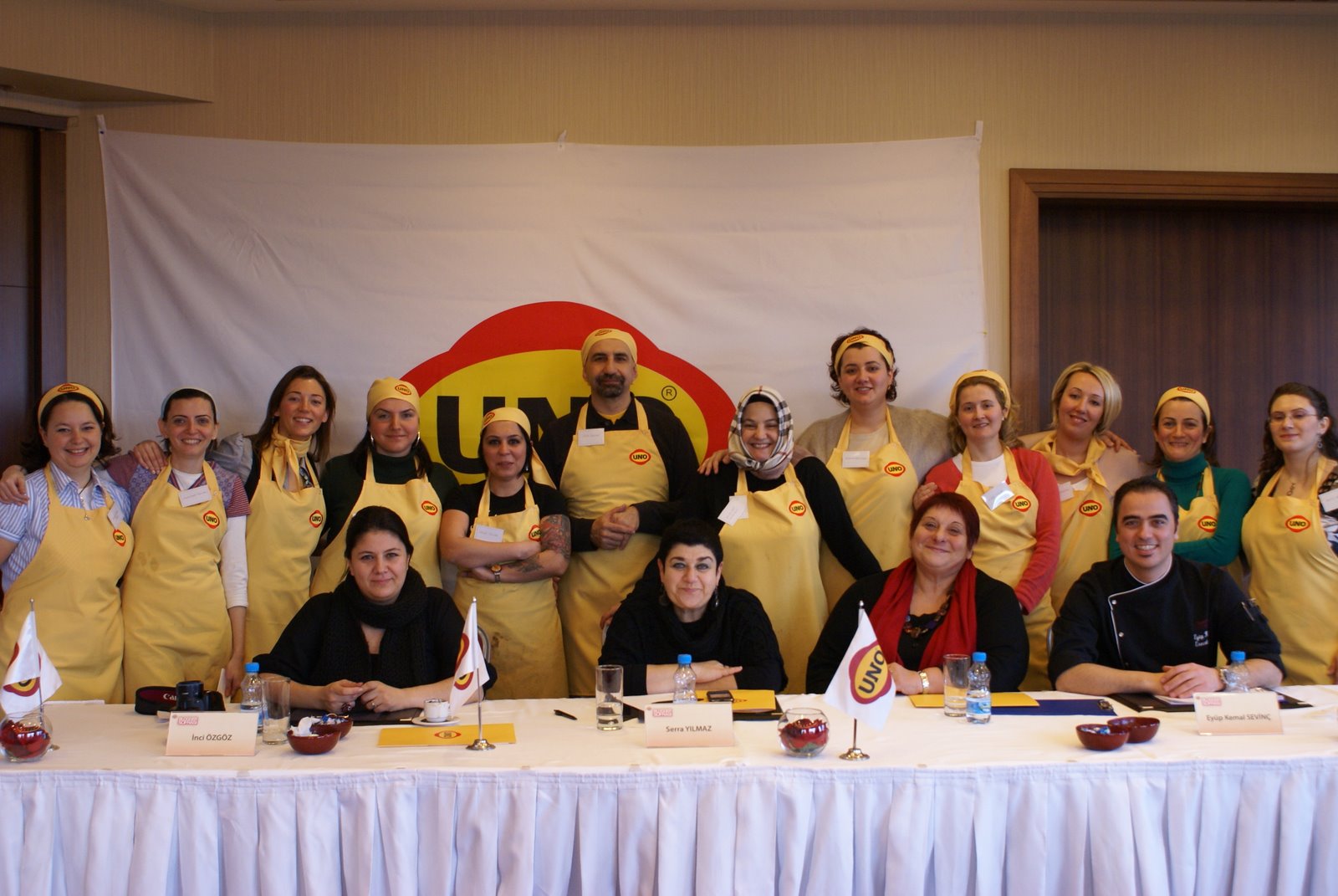 Blogger Sofrası — UNO community event, Turkey's first social media activation, 2008